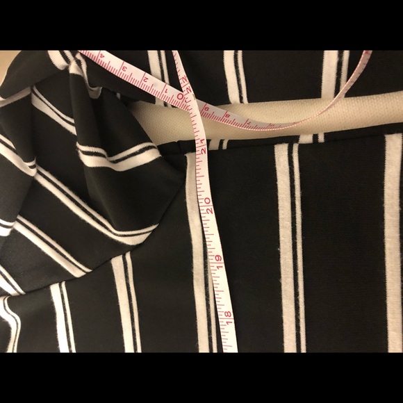 Cute striped top with zipper pocket - Picture 6 of 6